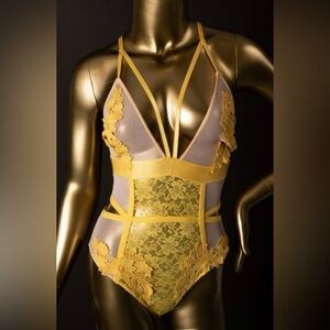 ‼️FINAL SALE MUST‎ GO‼️🩷✨SUPER SEXY BODYSUIT✨🩷